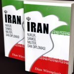buku iran nuklir dan diplomasi karya dian wirengjurit